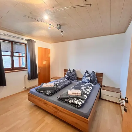 Haus Steinacher Apartman *